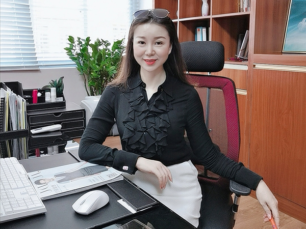 钟姐工作照