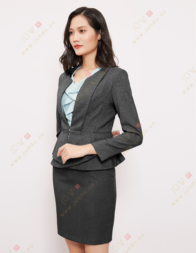 服装礼仪